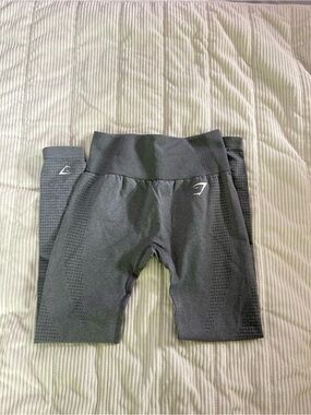 Gymshark Black Seamless High-Waist Workout Shorts with Subtle Logo